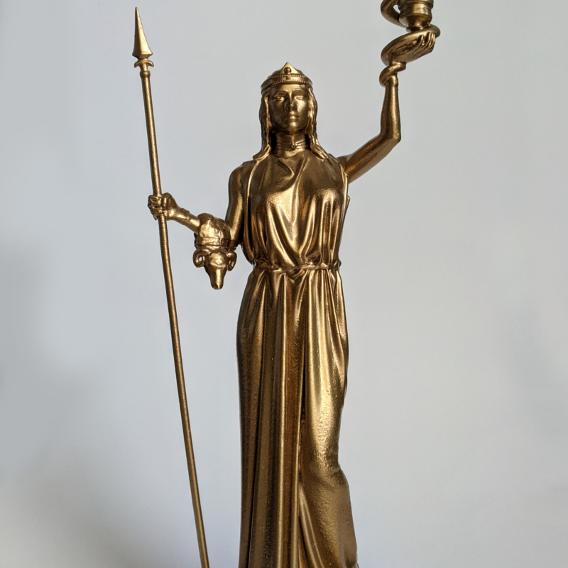 მედეას სკულპტურა:
სიმაღლე- 16 სმ, ფოტოპოლიმერი